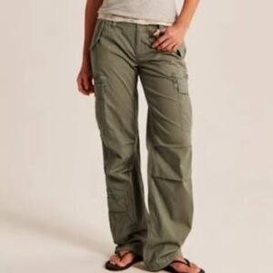 NWT Abercrombie A&F Y2K 2000s Fall Olive/Army Green Utility Cargo Pant 28/6R
